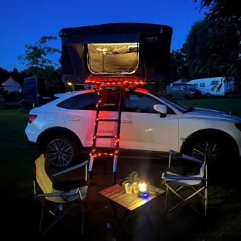Abspannleine mit integrierter LED-Beleuchtung orange