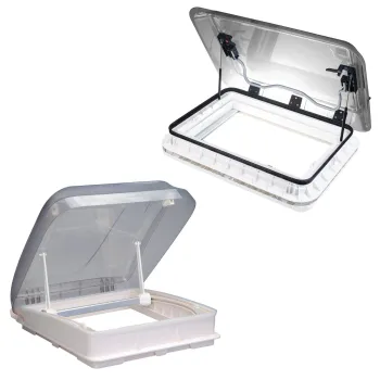 Dachfenster mit Verdunkelungsrollo und Insektenschutz, 700 x 500 mm