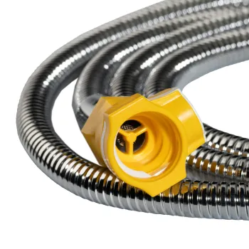 Duschkopf mit Schlauch und Anschlussstück