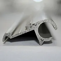 Kantenleiste - silber mit Nut für Leistenfüller und Keder